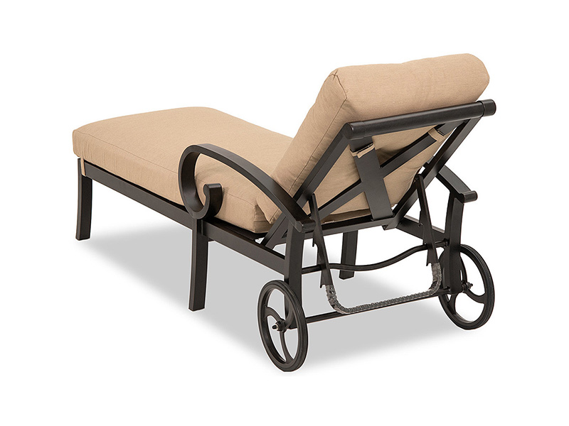 Solstice Aluminum with Cushions Chaise Lounge Solstice Aluminum with Cushions Chaise Lounge